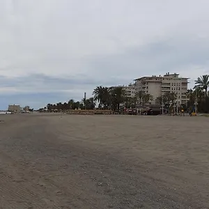 https://huelin-playa-malaga.hotelsinnerja.org