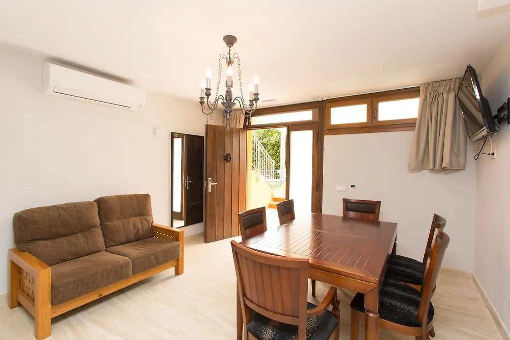 Semesterbostad Villa Las Lomas De Marbella